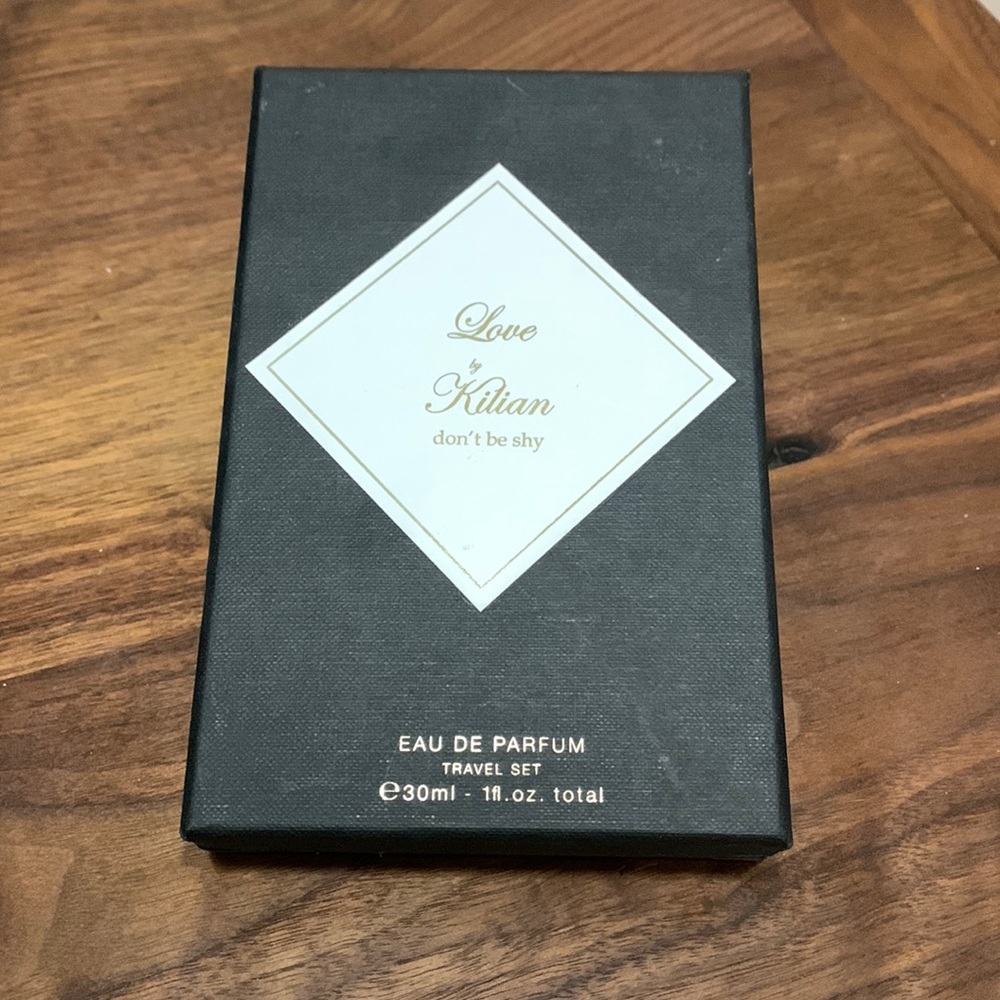 Kilian love don’t be shy travel set with 3 refills
